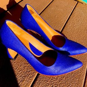💎 John Fluevog royal blue pointed toe heels 👠